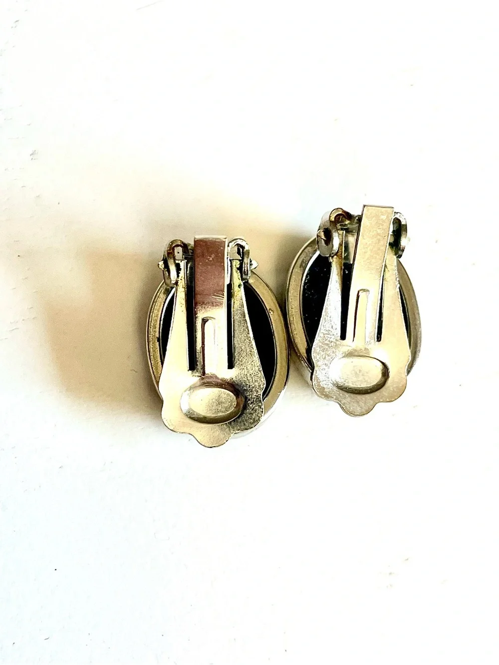 Vintage Mod Faux Hematite Black Mirror Clip On Earrings Silver Tone Retro Goth